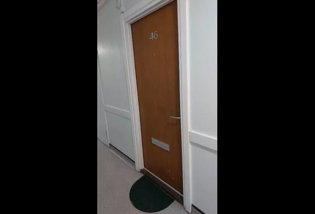 A delightful 2bed flat, set over two floors. Main Photo