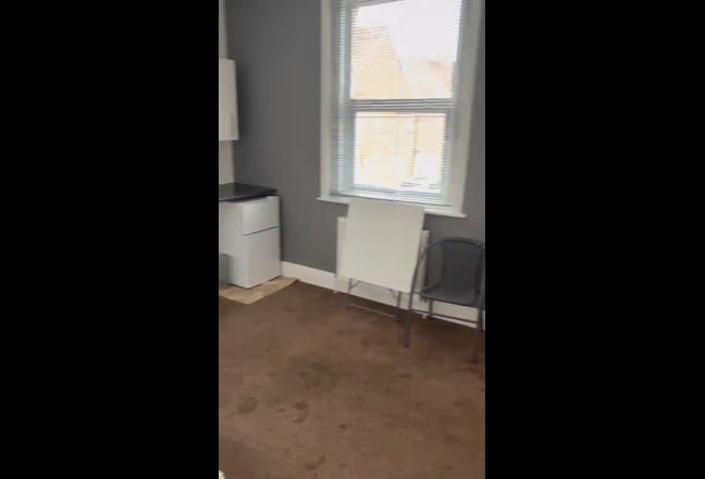 Ensuite Double room - Yeovil Town Main Photo