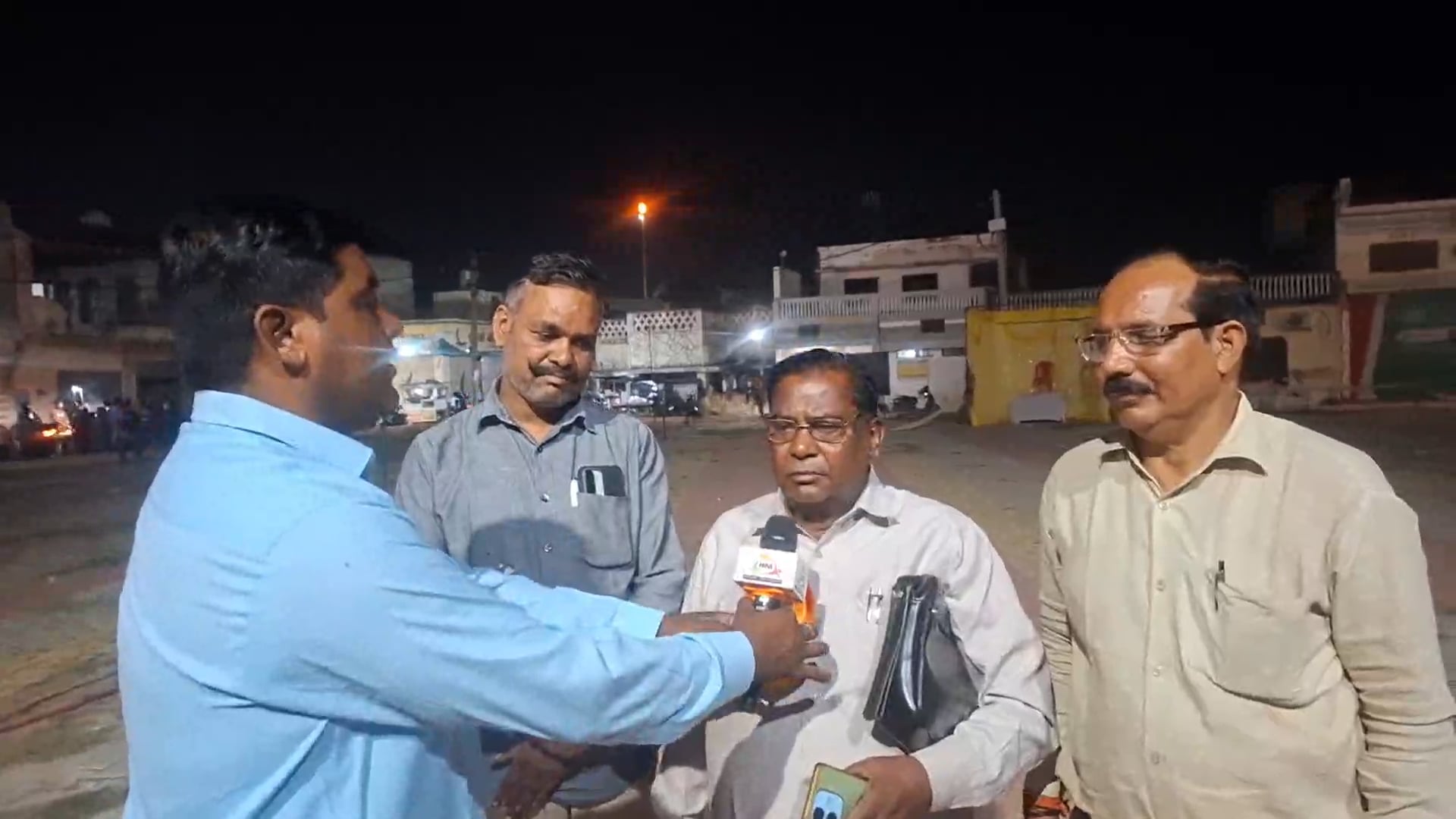 मेरठ बहसूमा सैफपुर फिरोजपुर रामराज में रावण पुतला दहन के बारे में रामलीला कमेटी के पदाधिकारीयो की बाइट।