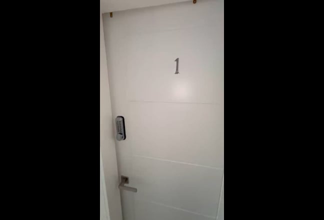 Modern Studio Room in Warrington Main Photo