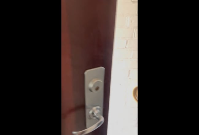Room To Rent In W10 Main Photo