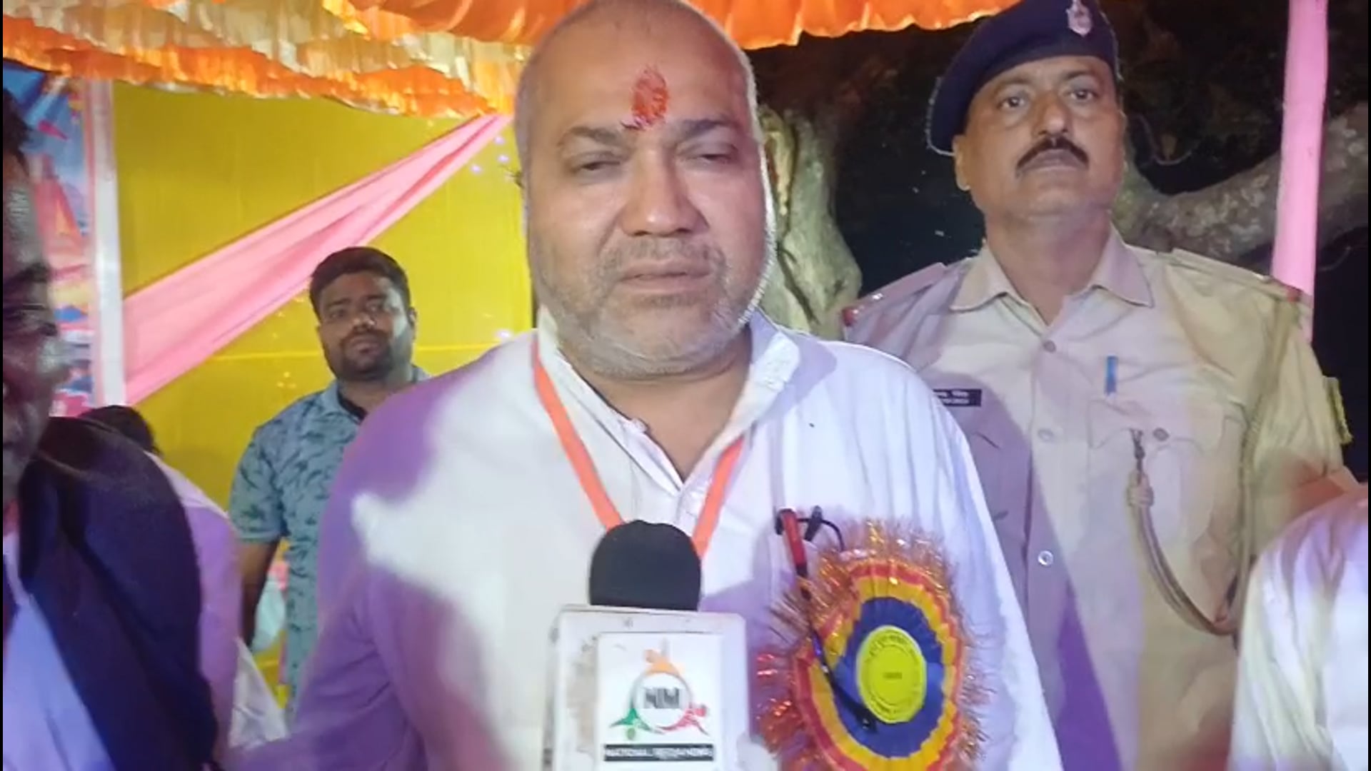 झझवा एकादशी मेला शांतिपूर्ण संपन्न, थानाध्यक्ष विनोद कुमार की मुस्तैदी में पुलिस रही चौकस; विधायक मनोज यादव ने मां दुर्ग