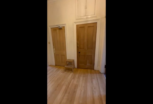 Large double room (for couple or single) Main Photo