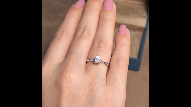 Pear Blaze - Diamante LabGrown 0.5ct | Pear Blaze - 0.5ct LabGrown Diamond