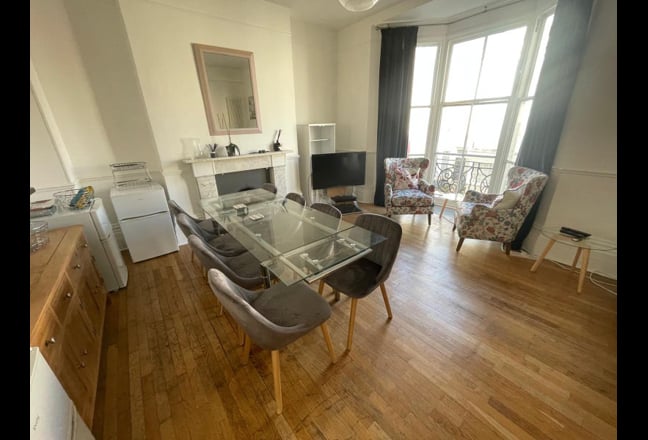 BRIGHTON Beach 2 Doubles Ensuite 💎All Bills Inc💎 Main Photo