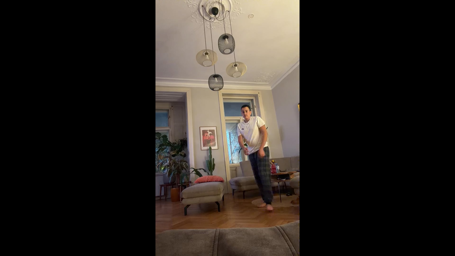 Watch Ron Sev's Vertical Jump: 11 inches