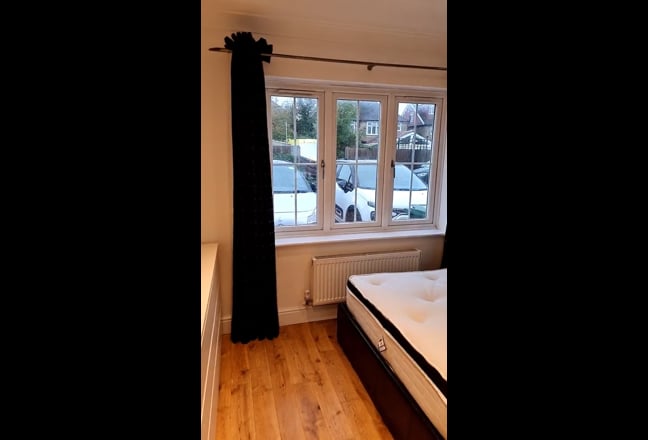 Ensuite Double Room available in Luxury Detached Main Photo