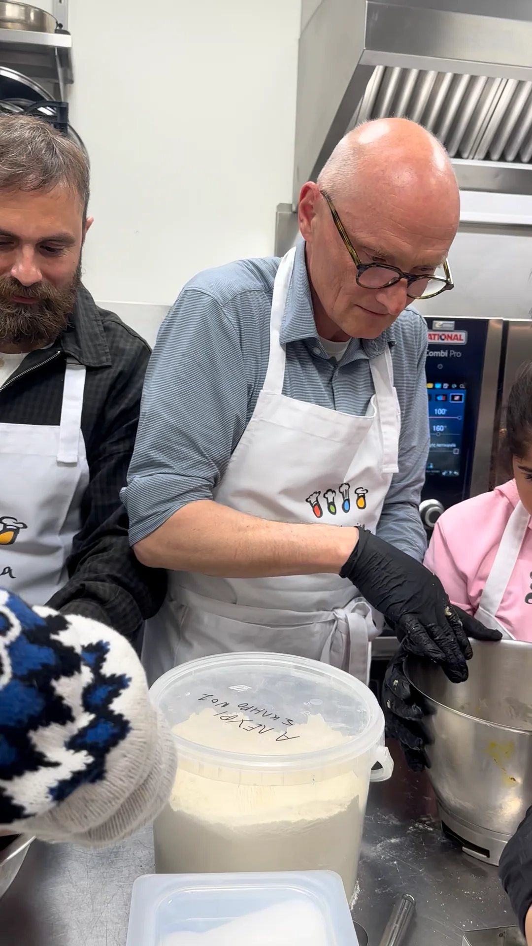 Oi Special Chefs στην κουζίνα της οικίας του Πρέσβη της Γερμανί&alph