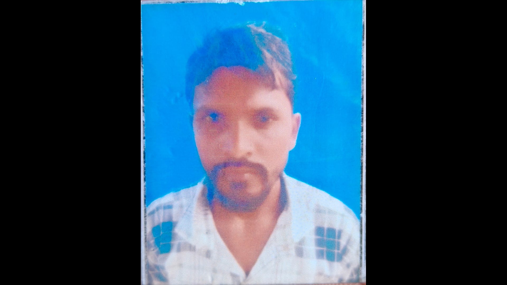 11 हजार वोल्ट की हाईटेंशन लाइन की चपेट में आने से झुलसा था 30 वर्षीय युवक मौत की खबर से परिवार में मचा कोहराम#latest_new