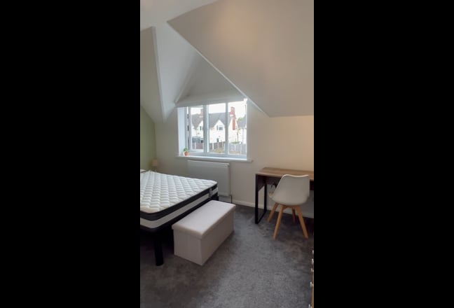 Affordable living - All Bills Included  Main Photo