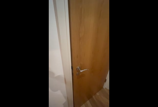 Video 1: The bedroom (it comes with a table and work chair - not on the photo yet)