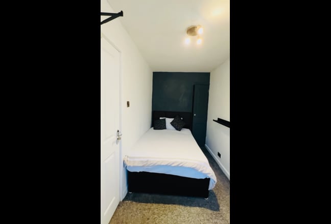 Double Room - Beautiful house near town. Main Photo