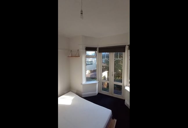 Nice Room Great Houseshare Redland Bills inc.  Main Photo