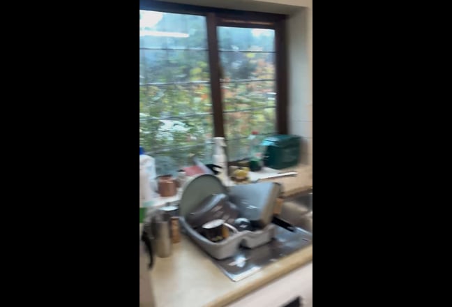 Short- Term Room Available | 26th Oct- 10th Dec Main Photo