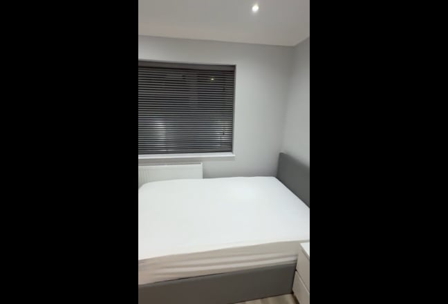 Modern Double Bedroom -  with Private En-Suite  Main Photo