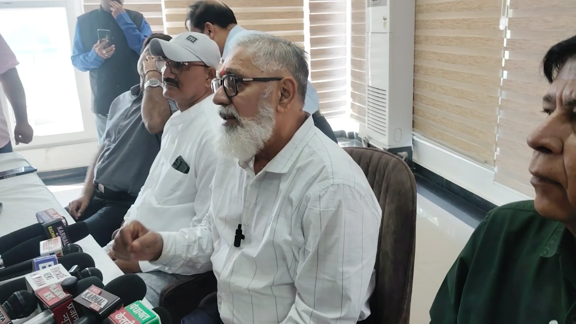 भाटिया समाज सेवा में सर्वोपरि,, राजेंद्र कैम की रिपोर्ट 🌹