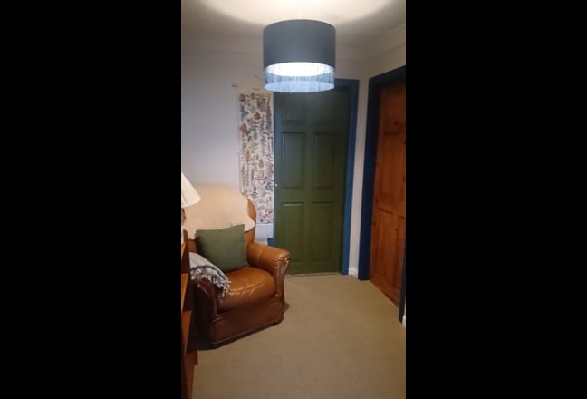 Self contained 'flat' with stunning views. Main Photo