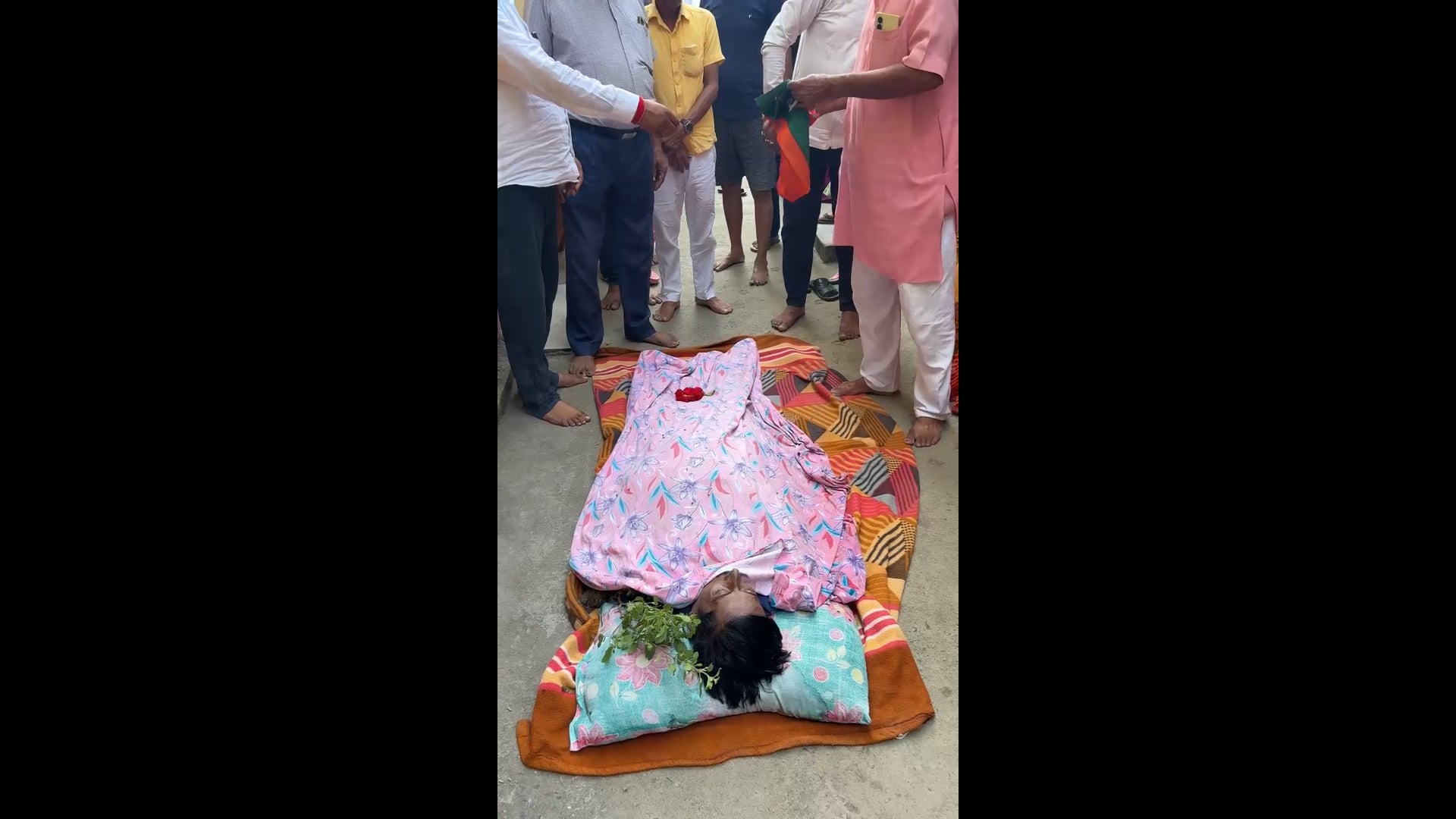 भाजपा नेता ओंकार भारती पांडेय के आकस्मिक निधन से रजौन में शोक की लहर, राजनीतिक व सामाजिक क्षेत्र में शोक।।