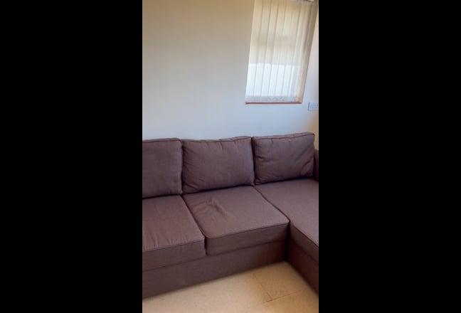 Studio apartment, self contained, en-suite Main Photo