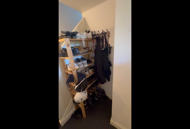 2 Rooms Available in a 3Bedroom Flat Seven Sisters Main Photo