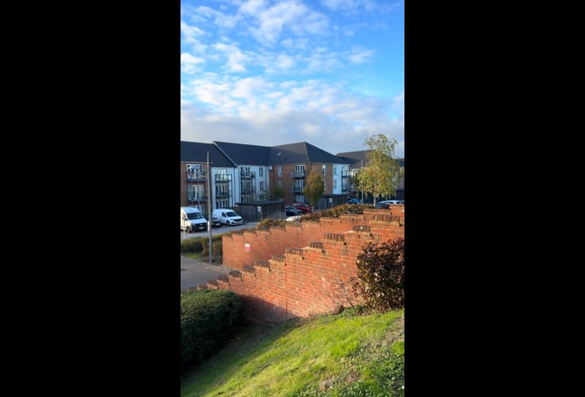 1 room in a 2 bed for rent in Faygate, Crawley. Main Photo