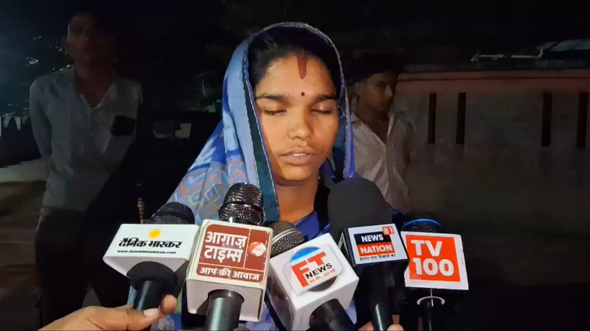 सिद्धार्थनगर में 20 रुपये के बकाये को लेकर 23 वर्षीय युवक की हत्या का आरोप, आक्रोशित परिजनों और ग्रामीणों ने घंटों किया 