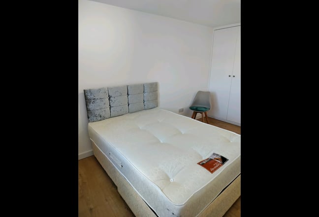 New Luxurious Apartment Available Room Main Photo