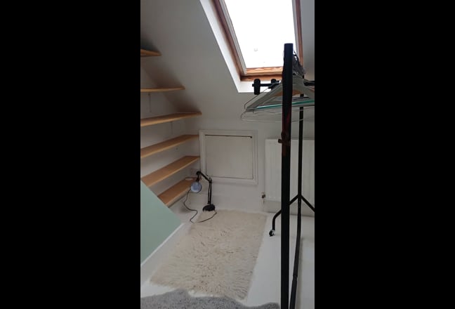 1 lovely room bright & furnished in private house Main Photo
