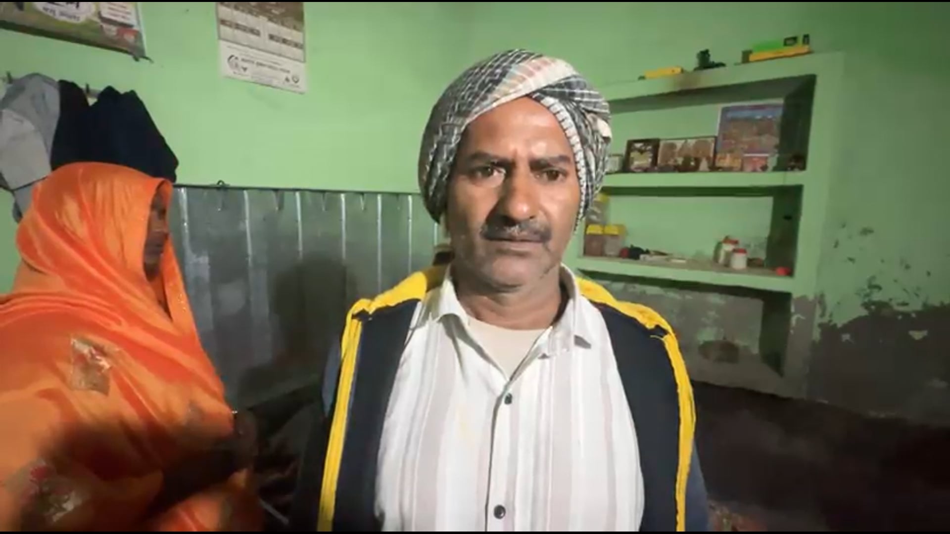 चोरी की घटना से परिवार में दहसत, सूचना पर पहुंची पुलिस जांच में जुटी 