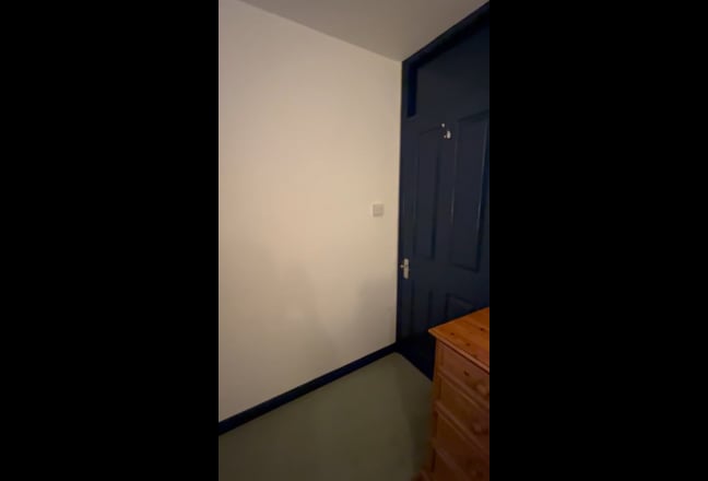 1 very large, light double room Main Photo