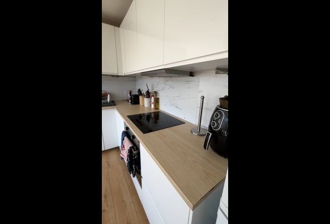 Double room in SW London with Ensuite bathroom Main Photo