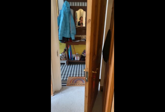 Sunny Ensuite Double Bedroom available  Main Photo