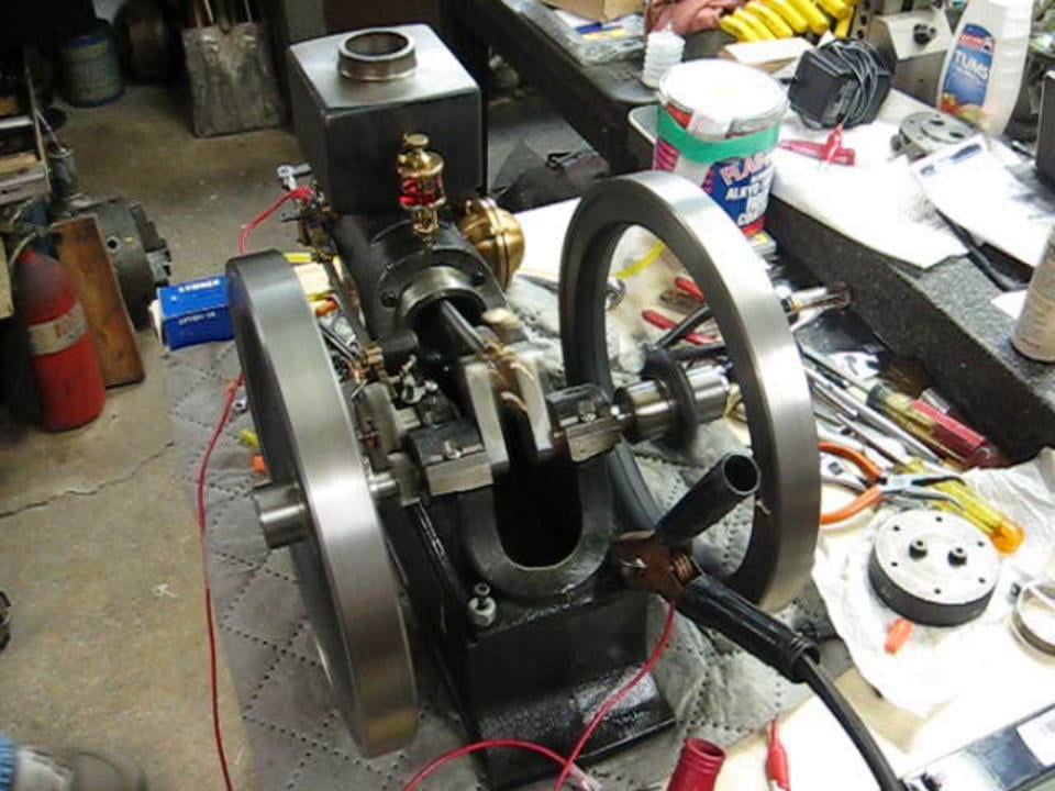 Miniature Engine on Vimeo
