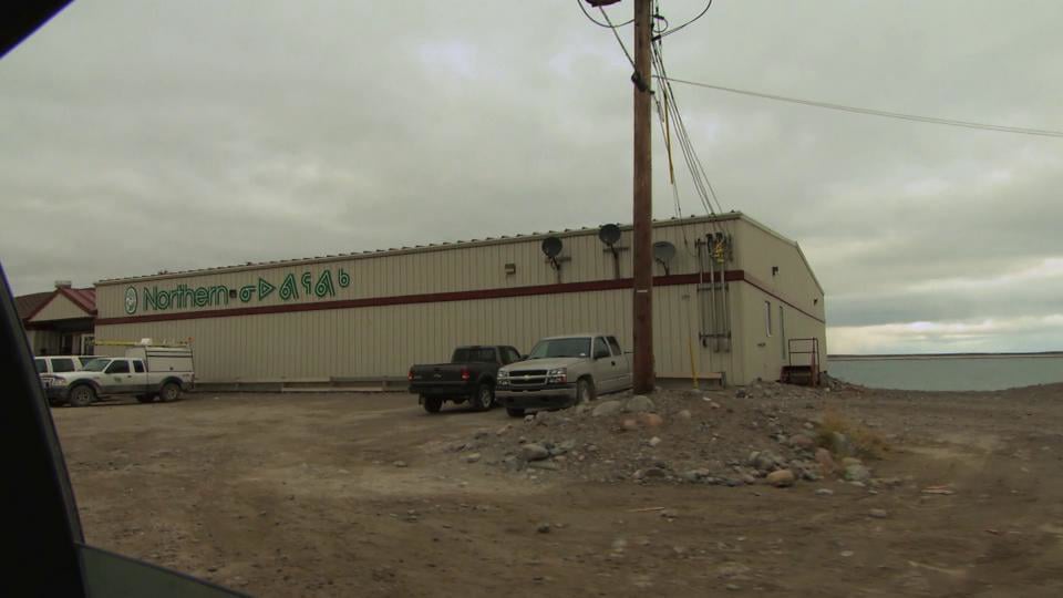 Shopping at the Northern Store in Arviat, Nunavut on Vimeo