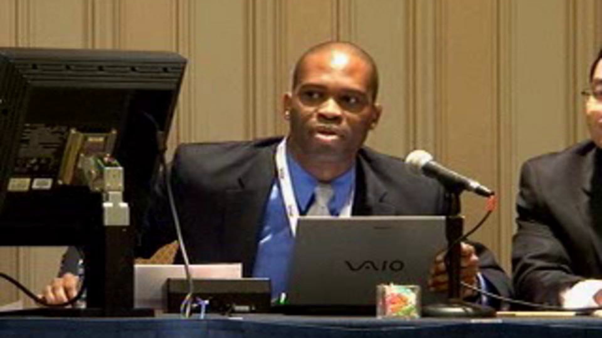 mHealth Summit 2011 - Business Track // Successful mHealth Business Models in Emerging Markets