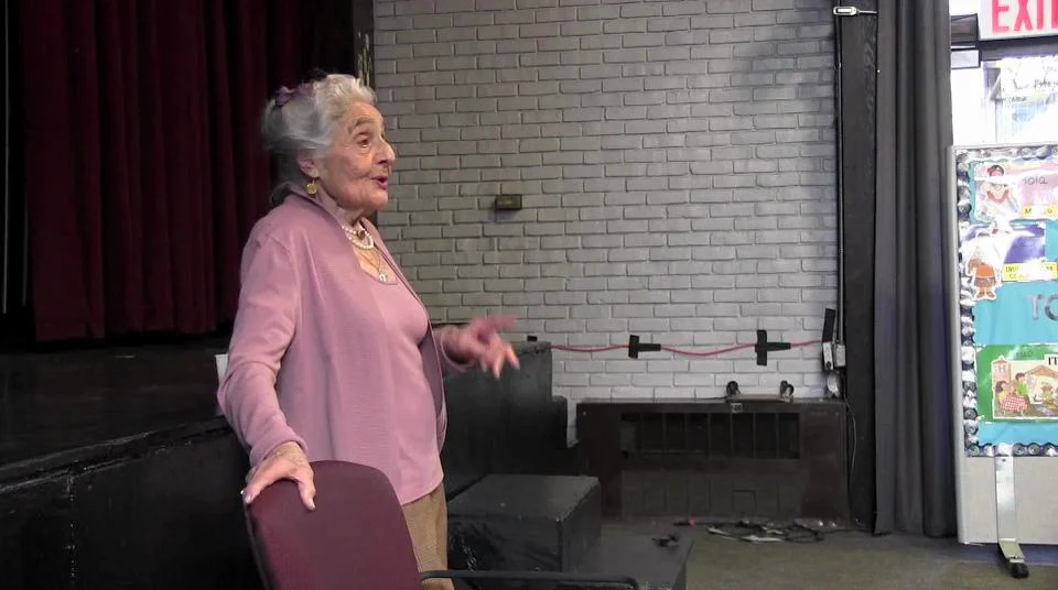 Lolita Goldstein Speaks to Grade 5  