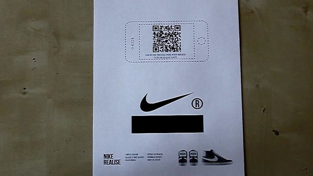 El camarero Engañoso Escupir Nike Muestra Tenis desde un Codigo QR - MyCellMedia