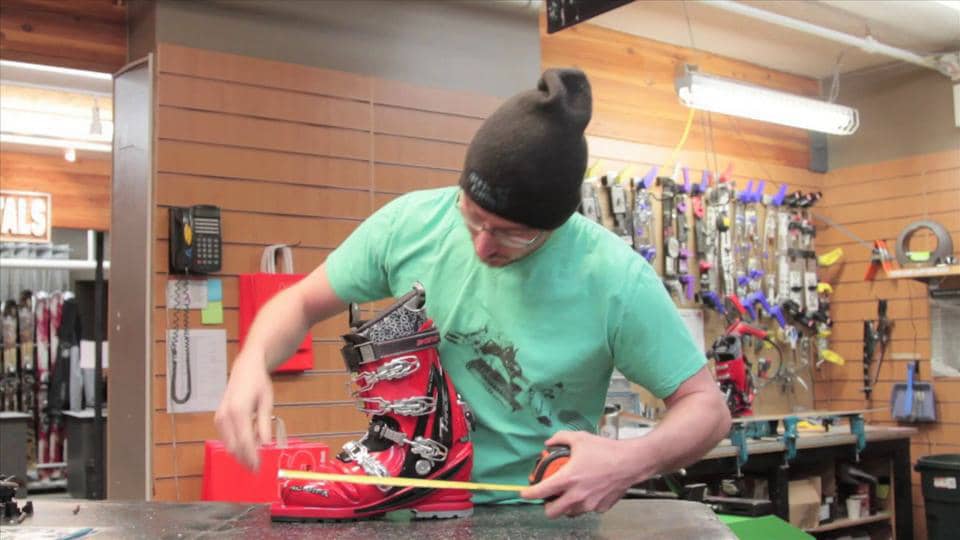 How to mount telemark skis on Vimeo