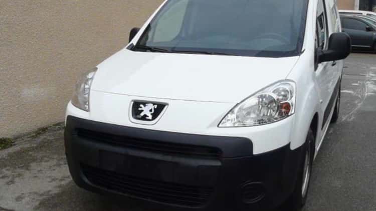 Peugeot Partner B9