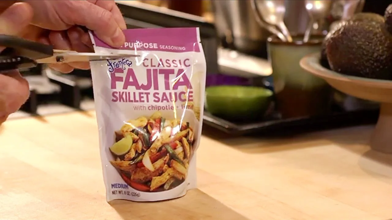 Frontera Fajita Sauce - A Camera and A Cookbook