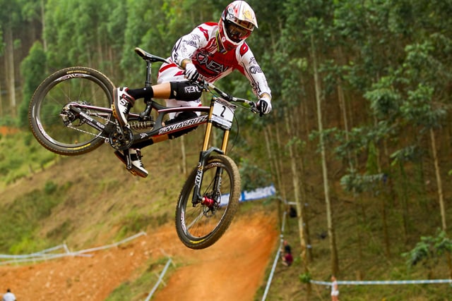 HUGE WIN IN FOR MR MINN AND THE SANTA CRUZ SYNDICATE AT WORLD CUP OPENER from Santa Cruz Bicycles