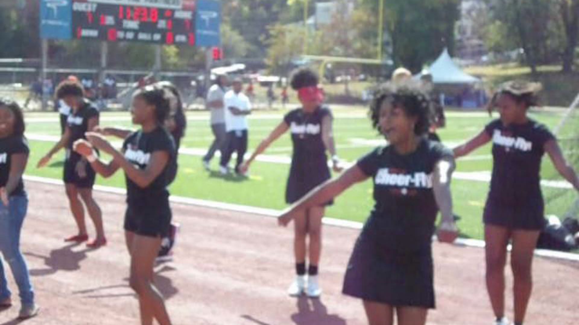 CAU Cheer - Homecoming 2011 Alumni Bruin