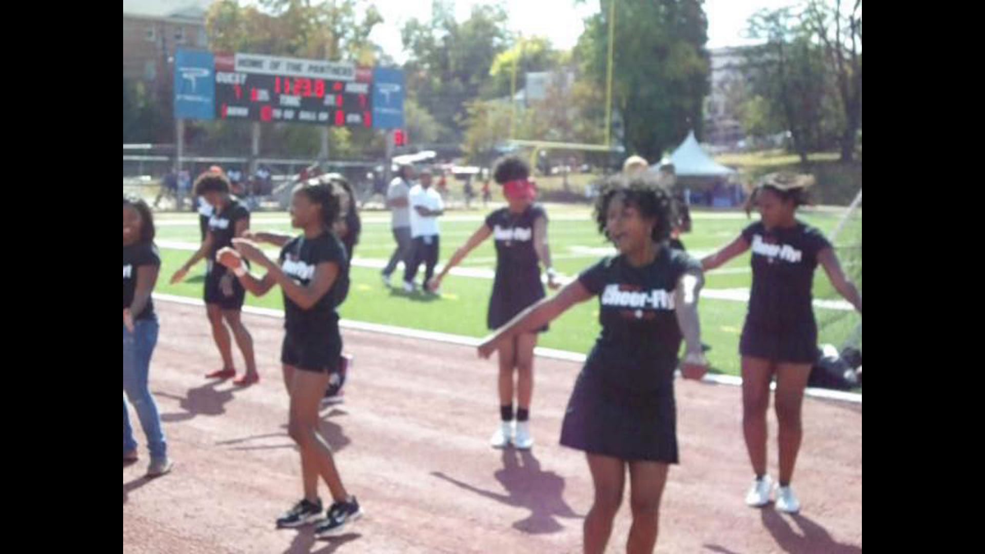 CAU Cheer - Homecoming 2011 Alumni Bruin