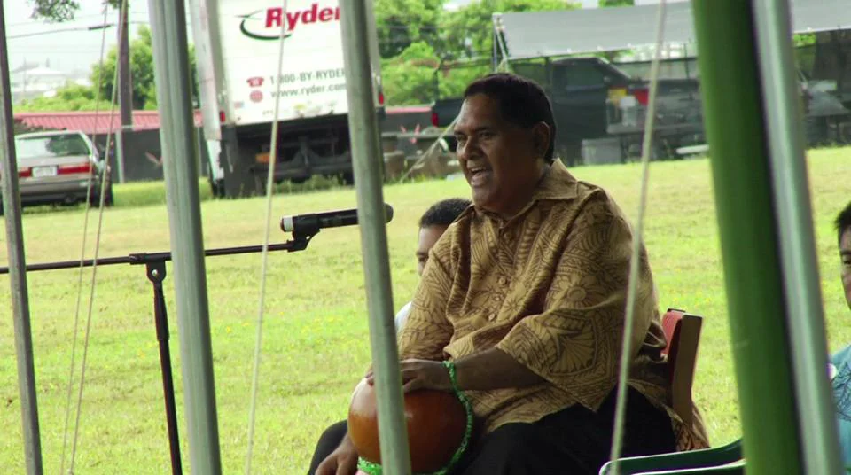 O'Brian Eselu - Ke Kai O Kahiki - ʻAha Kāne 2010 Performance