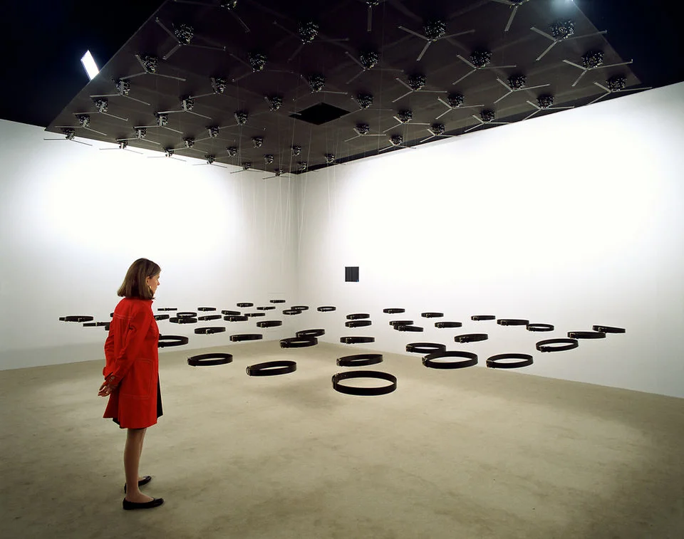 Rafael Lozano-Hemmer, "Standards and Double Standards," 2004 on Vimeo