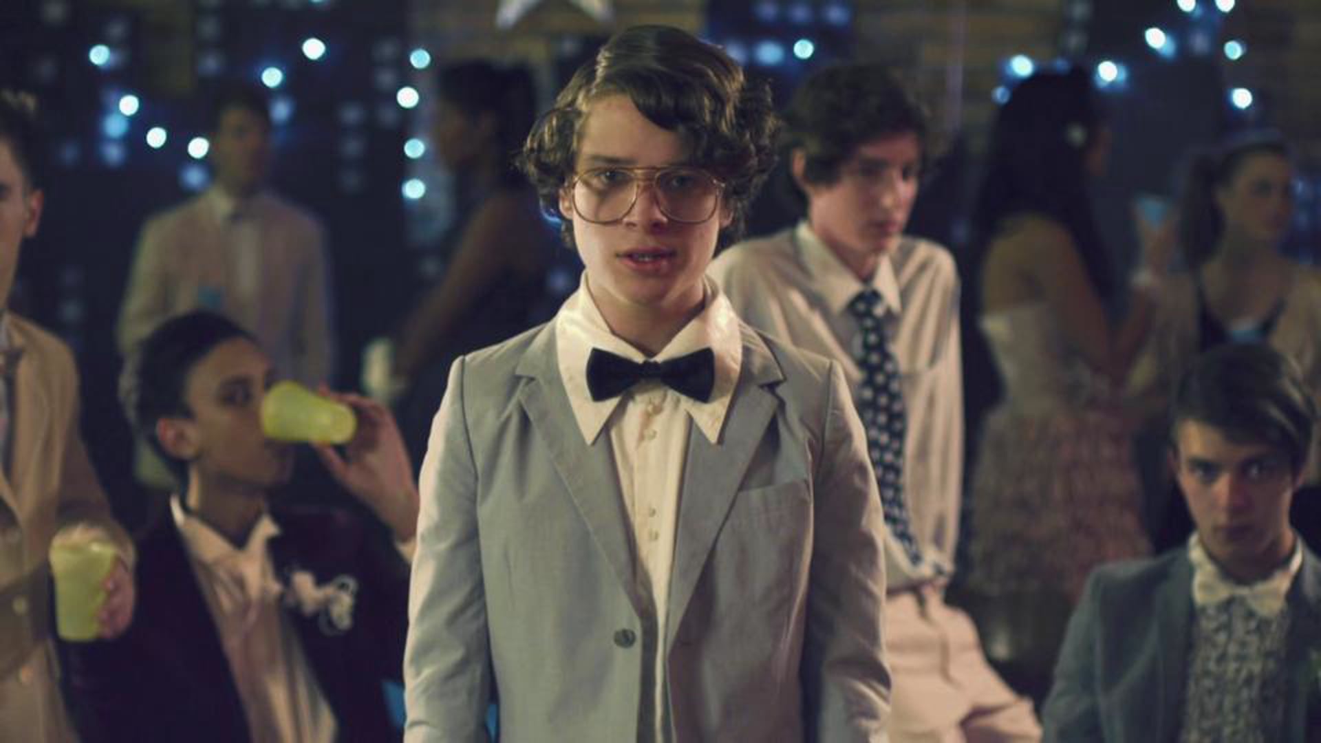 THE PLASTICS - STEREO KIDS - OFFICIAL MUSIC VIDEO