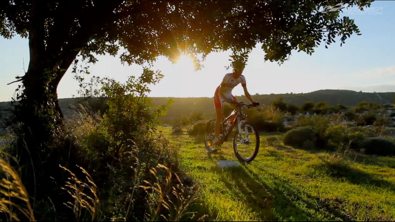 GHOST Factory Racing Team – Katrin Leumann im Video-Portrait