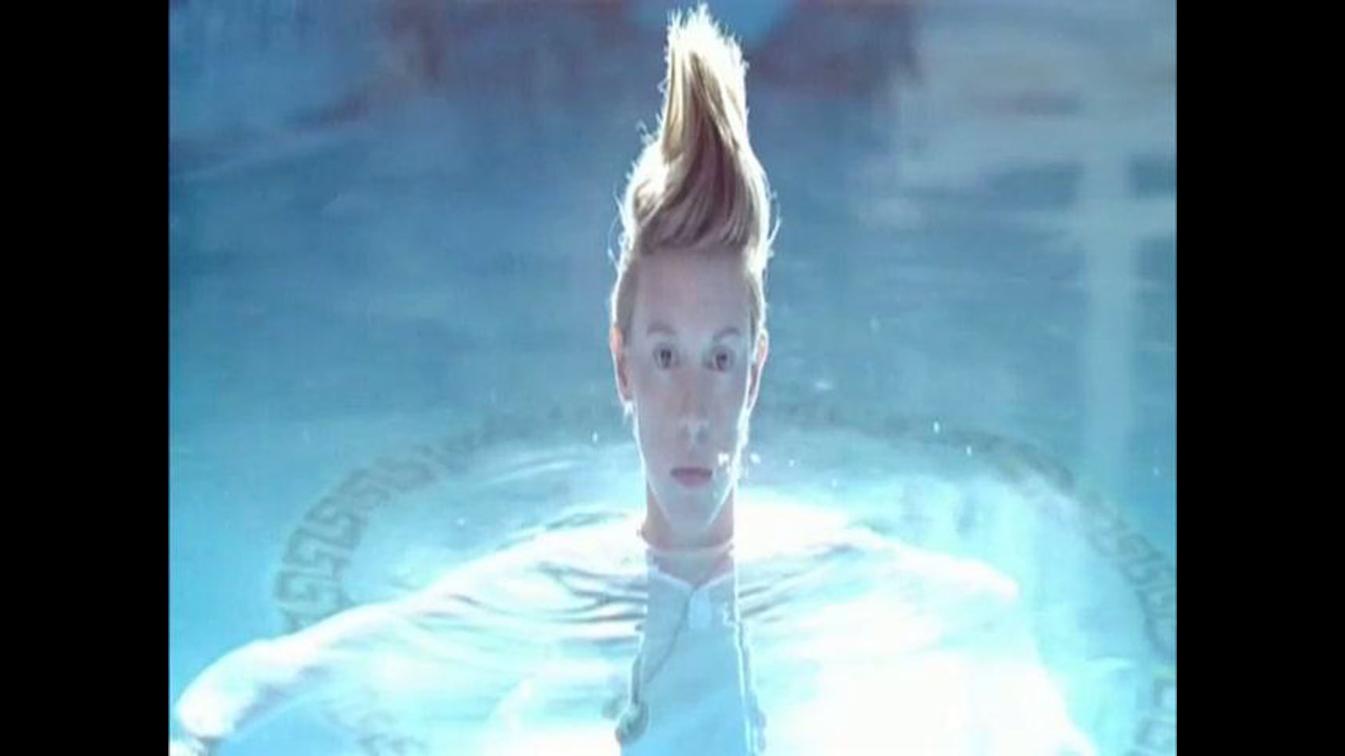 La Roux "I'm Not Your Toy" remix