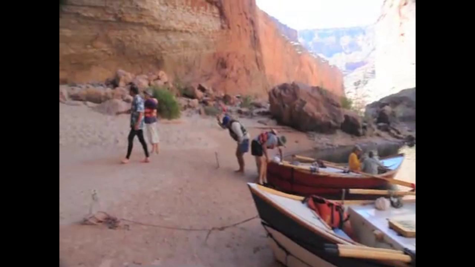 Tying up our dories at Redwall Cavern, Grand Canyon river trip mile 33