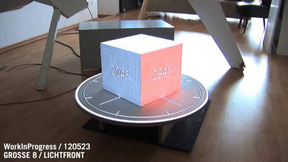 Projection mapping controlled by stepper motor /// VVVV + Arduino on Vimeo